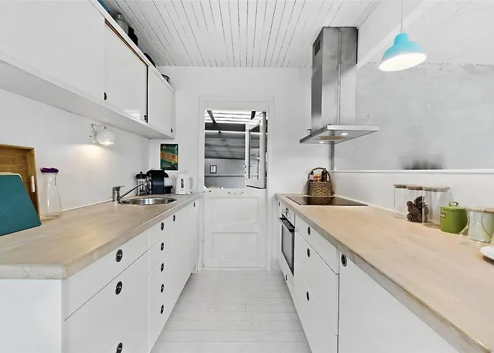 2005-n-liseleje-lindedalen-10 * Liseleje